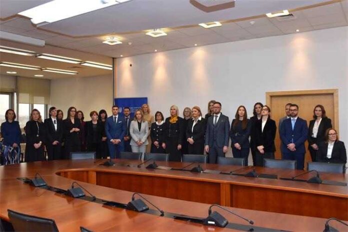 javni bilježnici-narodno-hr