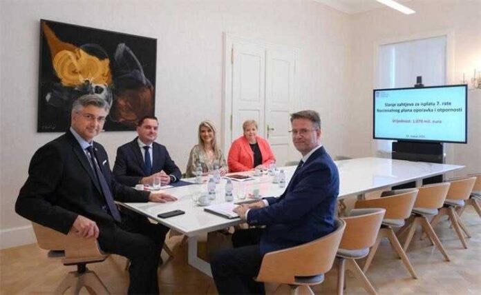 Ministarstvo financija-narodno-hr