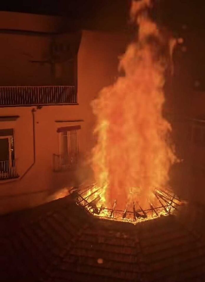 Kazalište Napulj-narodno-hr