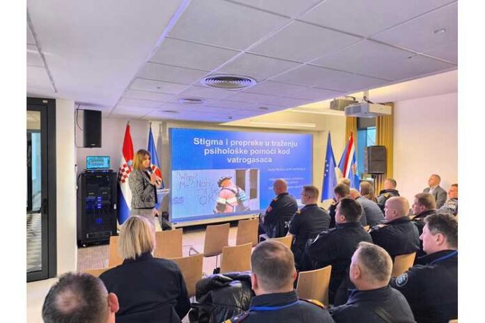 ispod opreme-narodno-hr