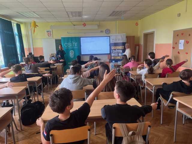 Web detektivi-narodno-hr