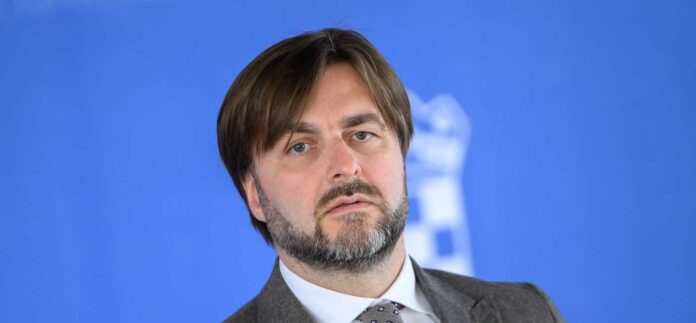 Ministarstvo financija-narodno-hr