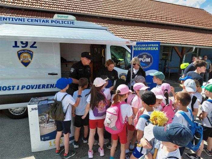Prelog- policija-narodn-hr