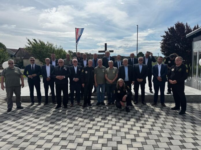 Veterani-narodno-hr