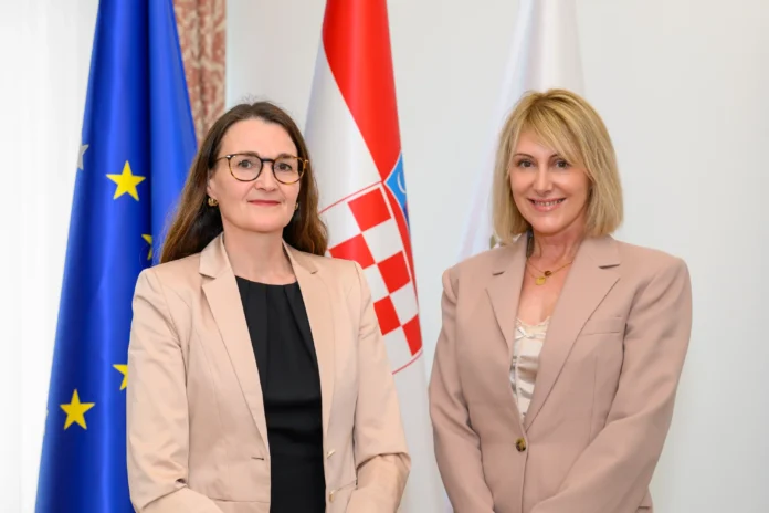 finski uvoz-narodno-hr