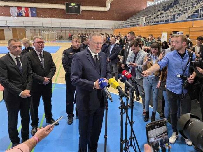 policijsko zanimanje-narodno-hr