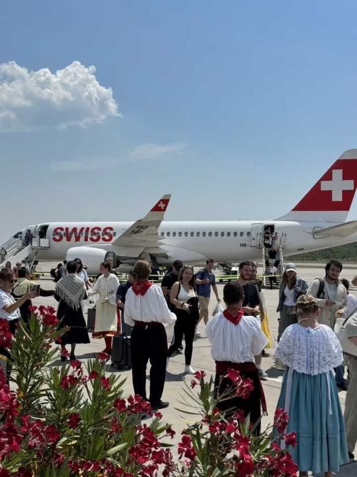 SWISS-narodno-hr