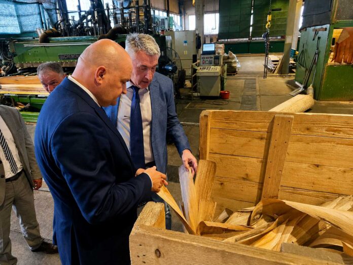 Industrija-Slavonija-narodno-hr